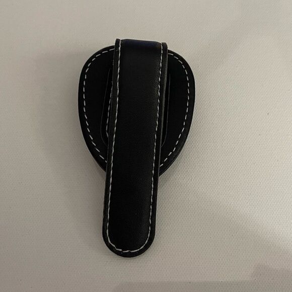 Fiat Sunglass Holder for Car with Logo Black PU Leather NWT - Picture 7 of 9